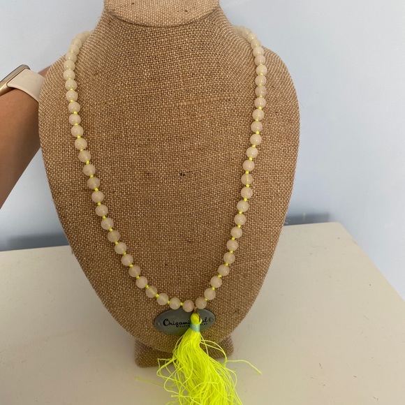 Vineyard Vines Jewelry - Vineyard Vines Glass Bead Tassel Necklace